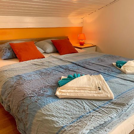 Apartments Kivi Novigrad  Luaran gambar