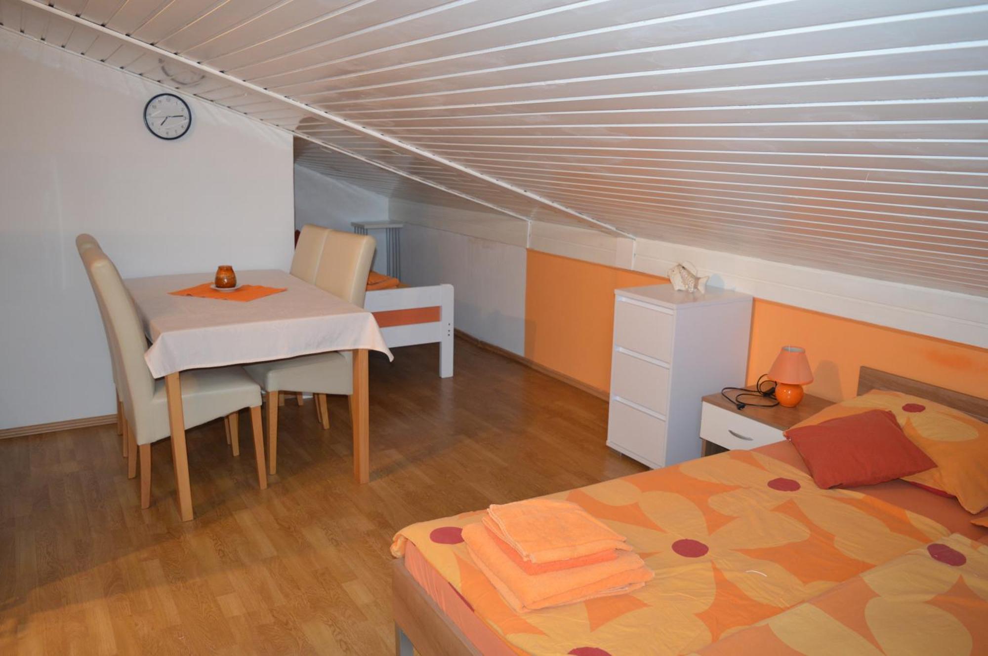 Apartments Kivi Novigrad  Luaran gambar