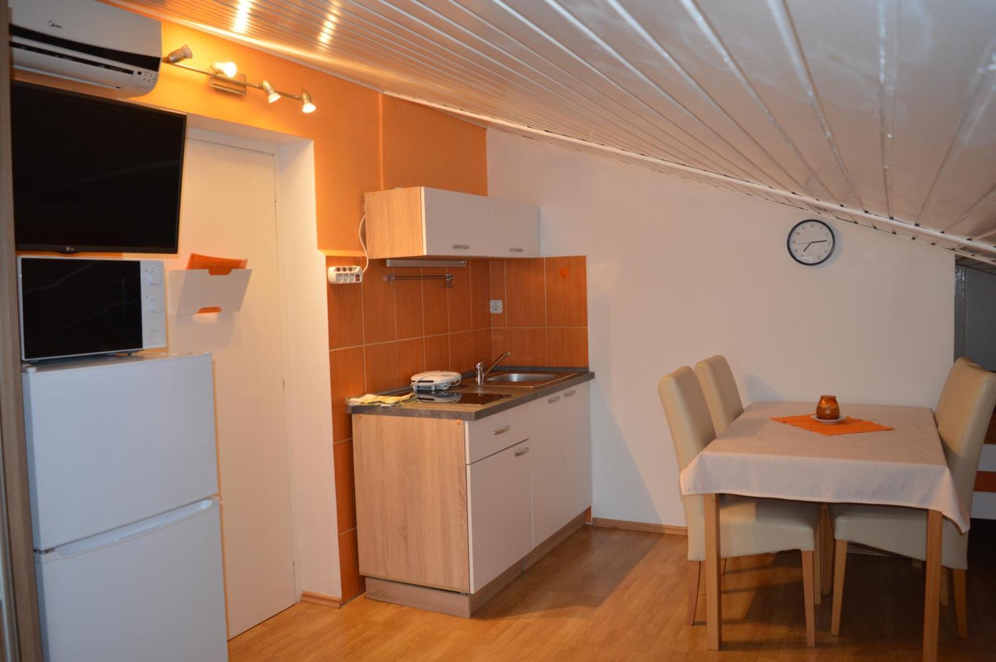 Apartments Kivi Novigrad  Luaran gambar