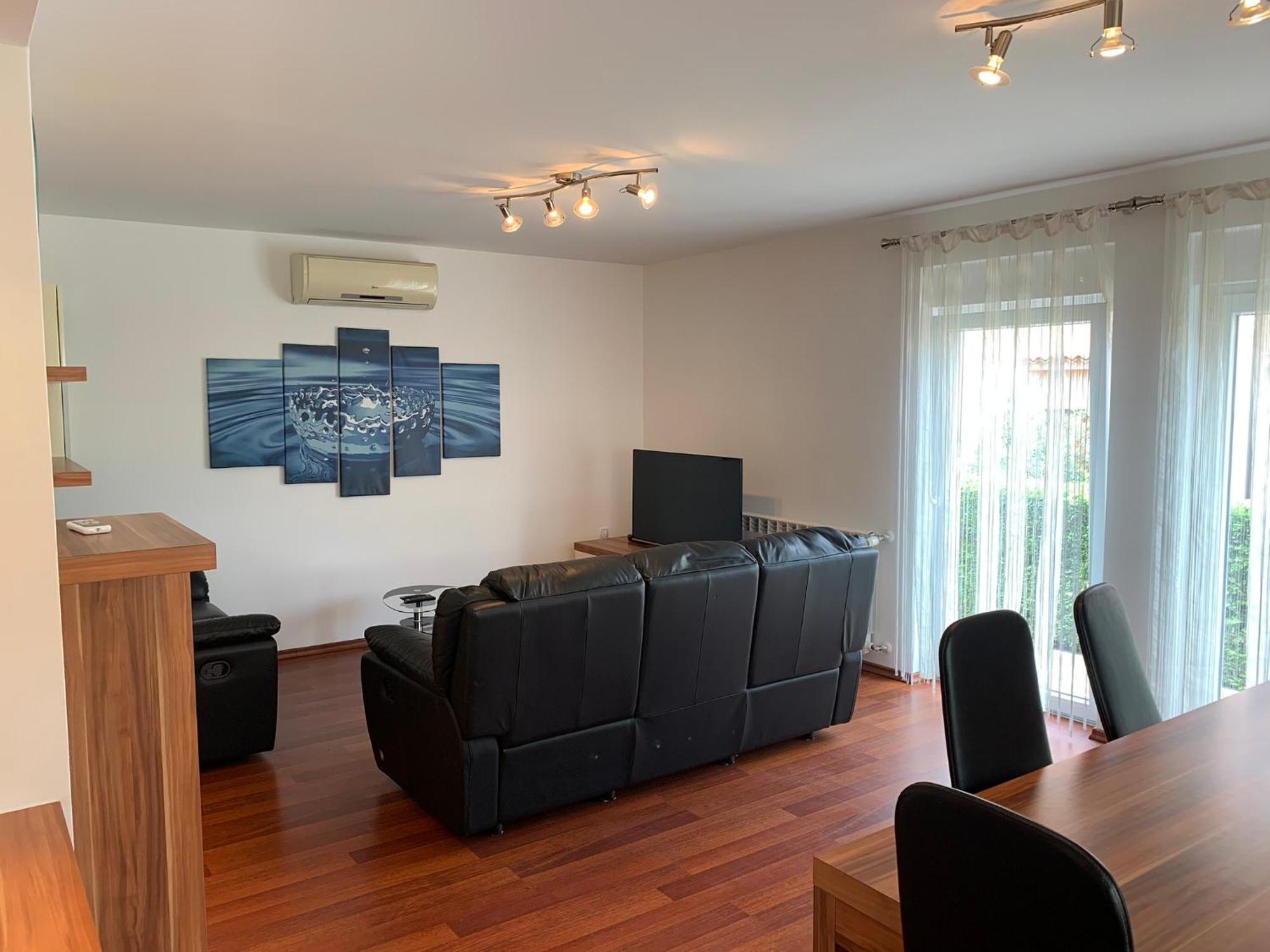 Apartments Kivi Novigrad  Luaran gambar